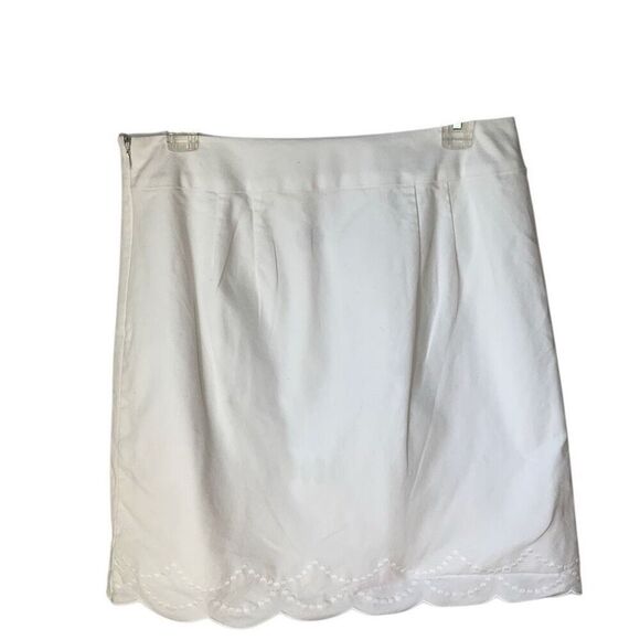 Talbots White Scallop Edge Embroidered Skirt, 4 richmom countryclub preppy - Picture 8 of 13